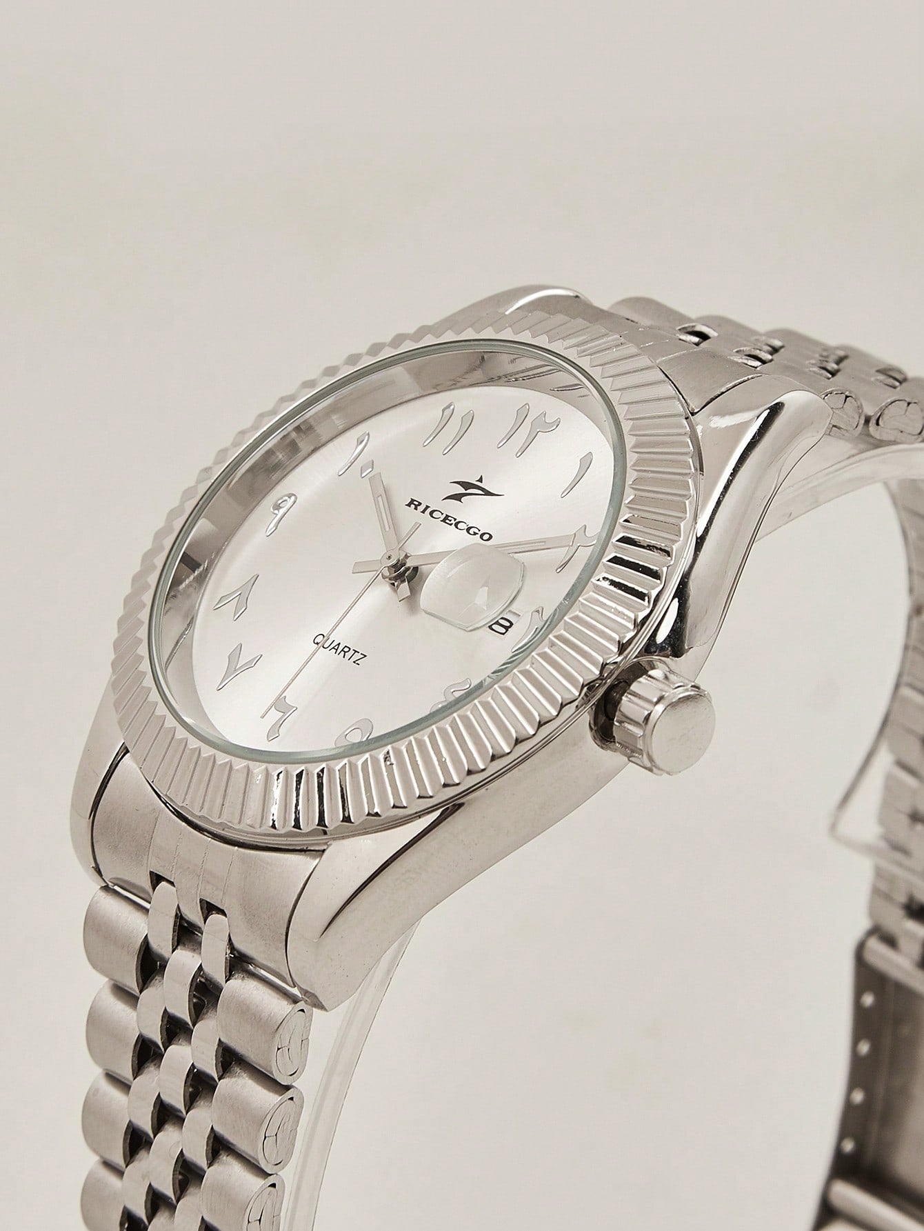 Montre Arabe Sterling - Cadran Argent Élégant