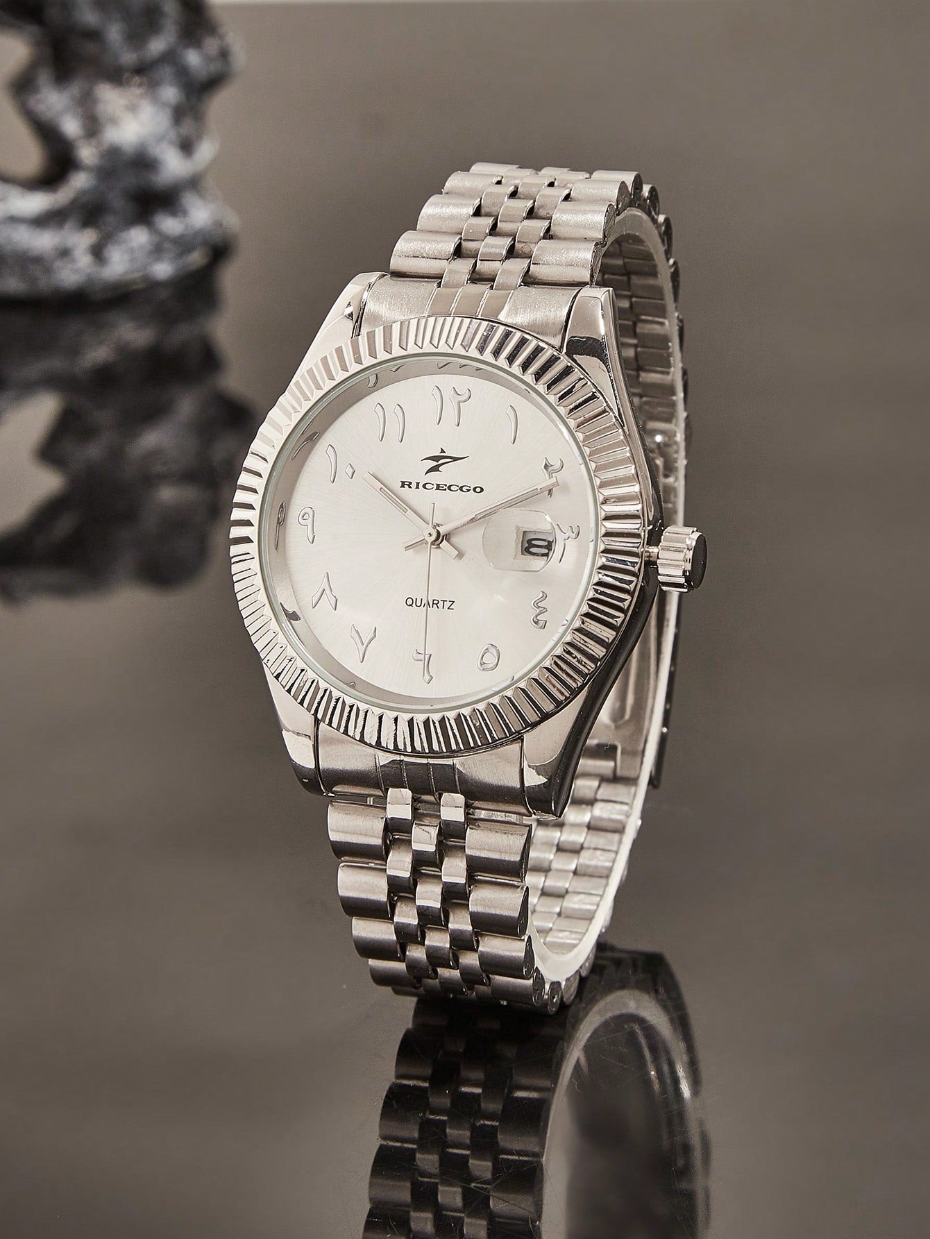 Montre Arabe Sterling - Cadran Argent Élégant