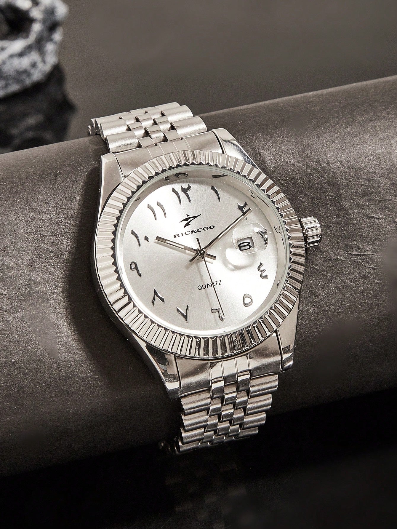 Montre Arabe Sterling - Cadran Argent Élégant