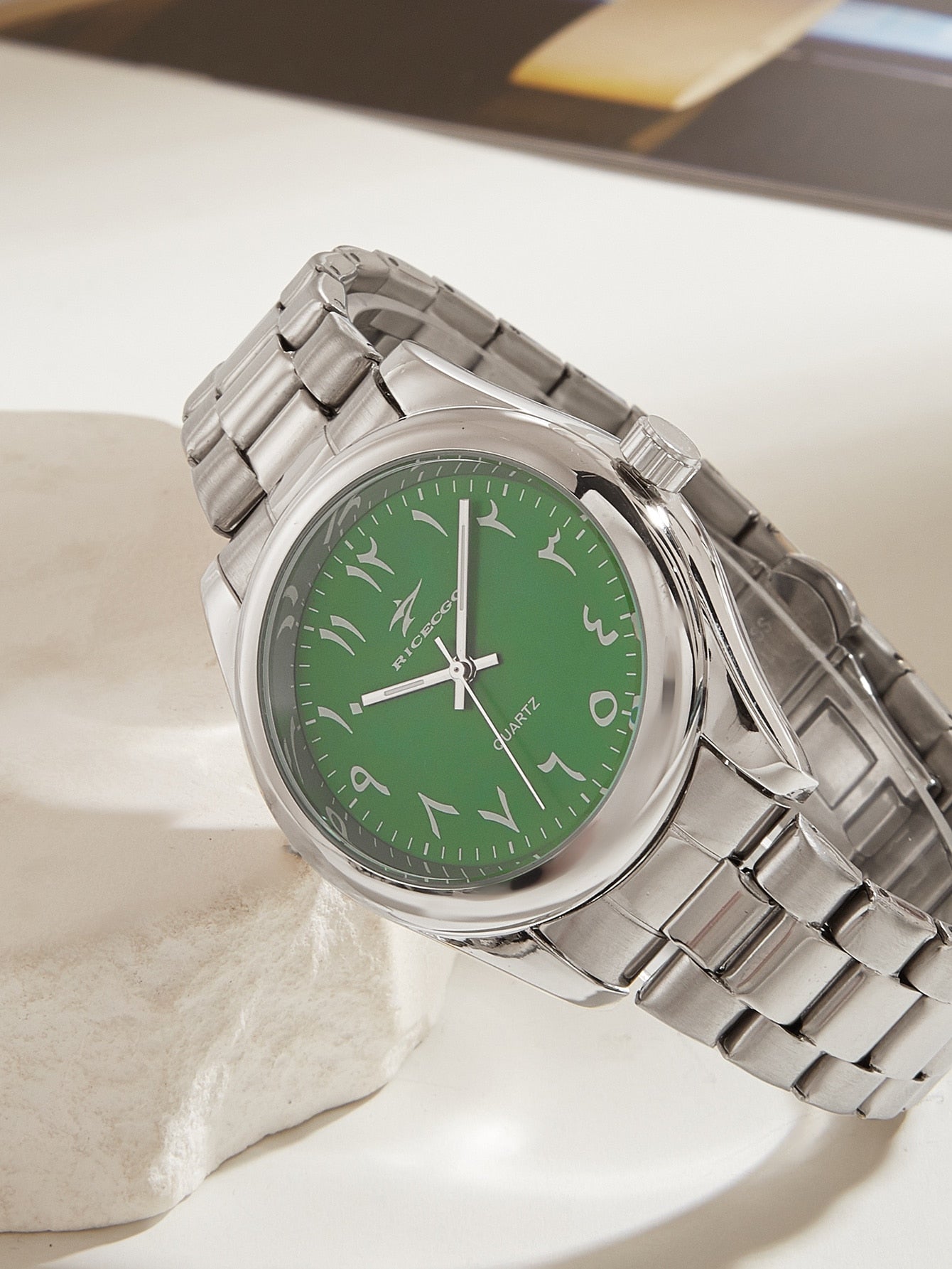 Série de Montres Spectre Arabe